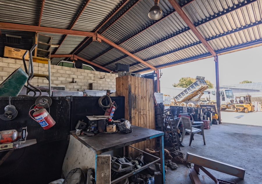 Commercial Property for Sale in Brackenfell Industrial Western Cape